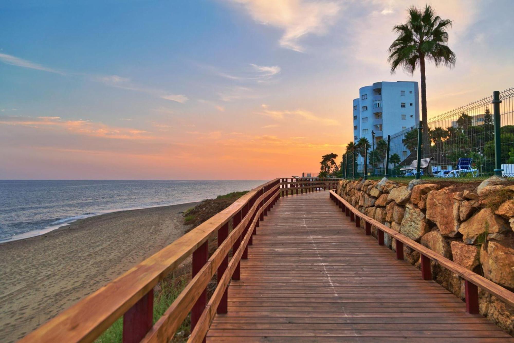 Mi Capricho Beach Front Sea View & Pool - Happy Rentals Sitio de Calahonda Luaran gambar