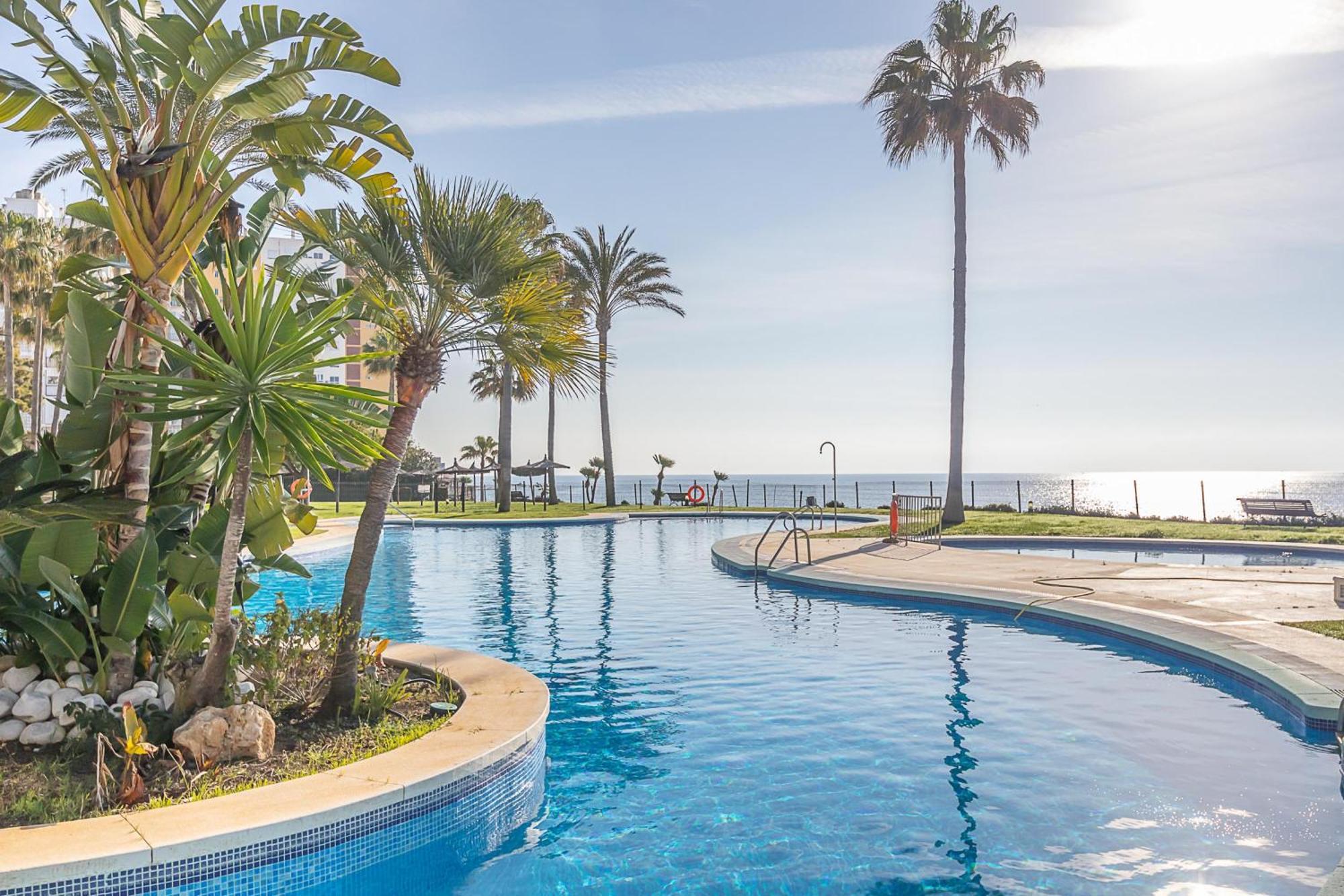 Mi Capricho Beach Front Sea View & Pool - Happy Rentals Sitio de Calahonda Luaran gambar
