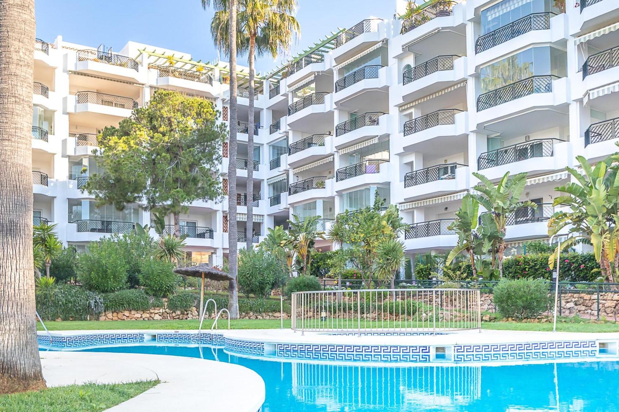 Mi Capricho Beach Front Sea View & Pool - Happy Rentals Sitio de Calahonda Luaran gambar